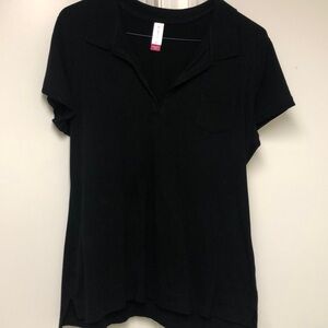 No boundaries, black button up top with pocket, cotton blend in XXL, some wear